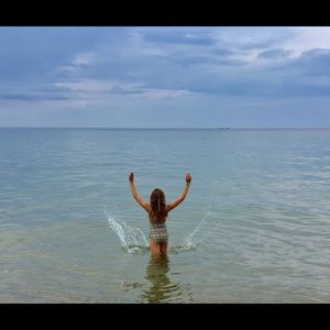 Meet your Posher, Lucy